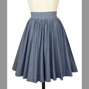 Size 6 Trashy Diva Chambray Skirt